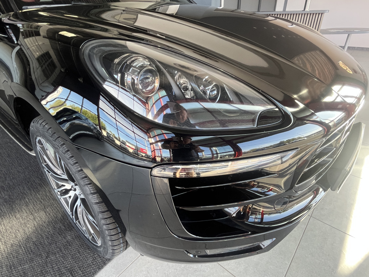 PORSCHE MACAN S DIESEL 3,0 V6 258 4X4 PDK  ATTELAGE GPS CAMERA PASM REGULATEUR HIFI BOSE BI-XENON PACK SPORT DESIGN MARCHE PIED PACK CHRONO SPORT PDLS PLUS PACK CONFORT JANTES TURBO 21