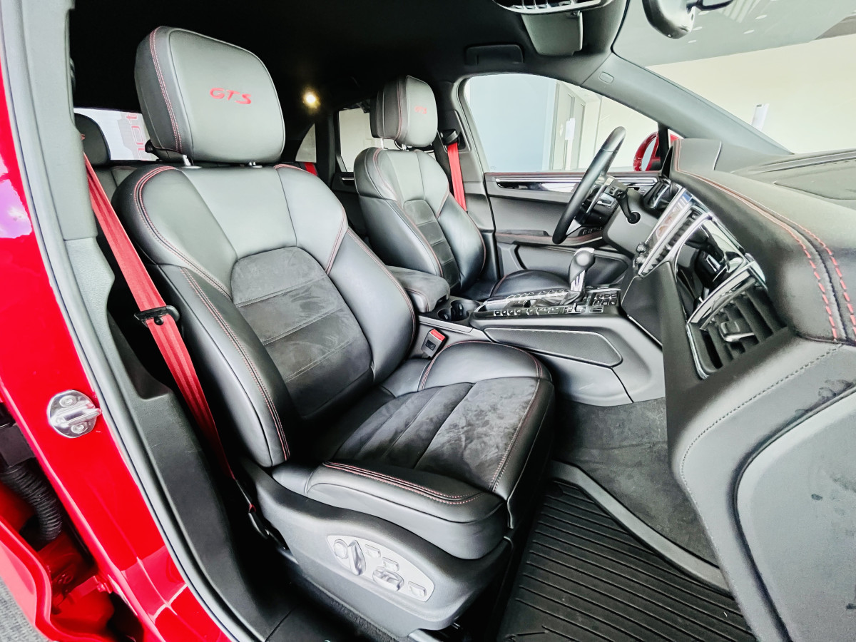 PORSCHE MACAN GTS 3,0 V6 360 4X4 PDK ATTELAGE GPS CAMERA 360  HIFI BOSE APPLE CARPLAY PVTS PLUS  PASM REGULATEUR  BI-XENON  SUSPENSION PNEUMATIQUE  JANTE 21 TURBO  ETAT NEUF