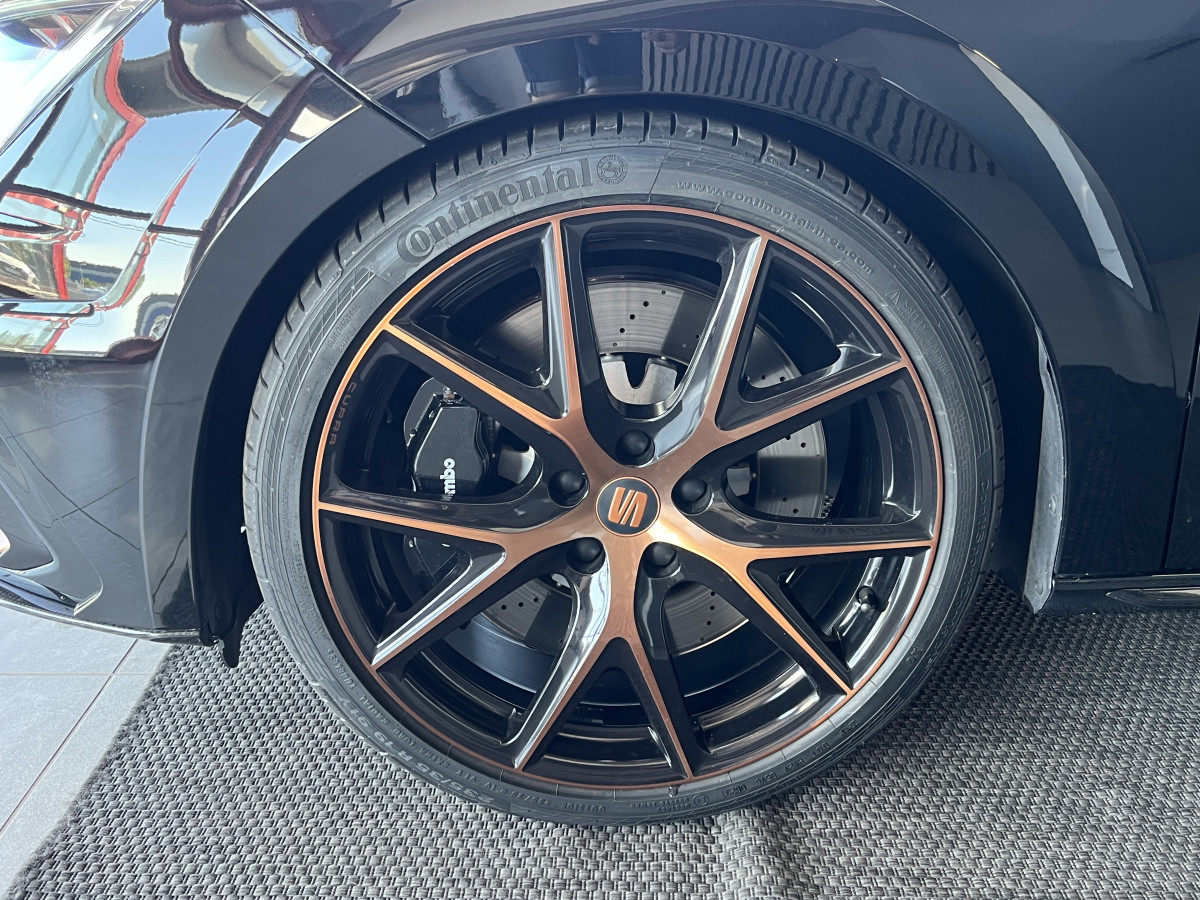 SEAT LEON CUPRA R 2,0 TSI 310 EDITION LIMLITED 799 EXEMPLAIRES GPS CAMERA DCC ACC  KEYLESS REGULATEUR ADAPTATIF SIEGES BAQUETS PACK ALCANTARA  DIVE PROFILE PACK CARBON APPLE CARPLAY FULL LED PARK PILOT HIFI BEATS JANTES 19 ETAT PROCHE DU NEUF