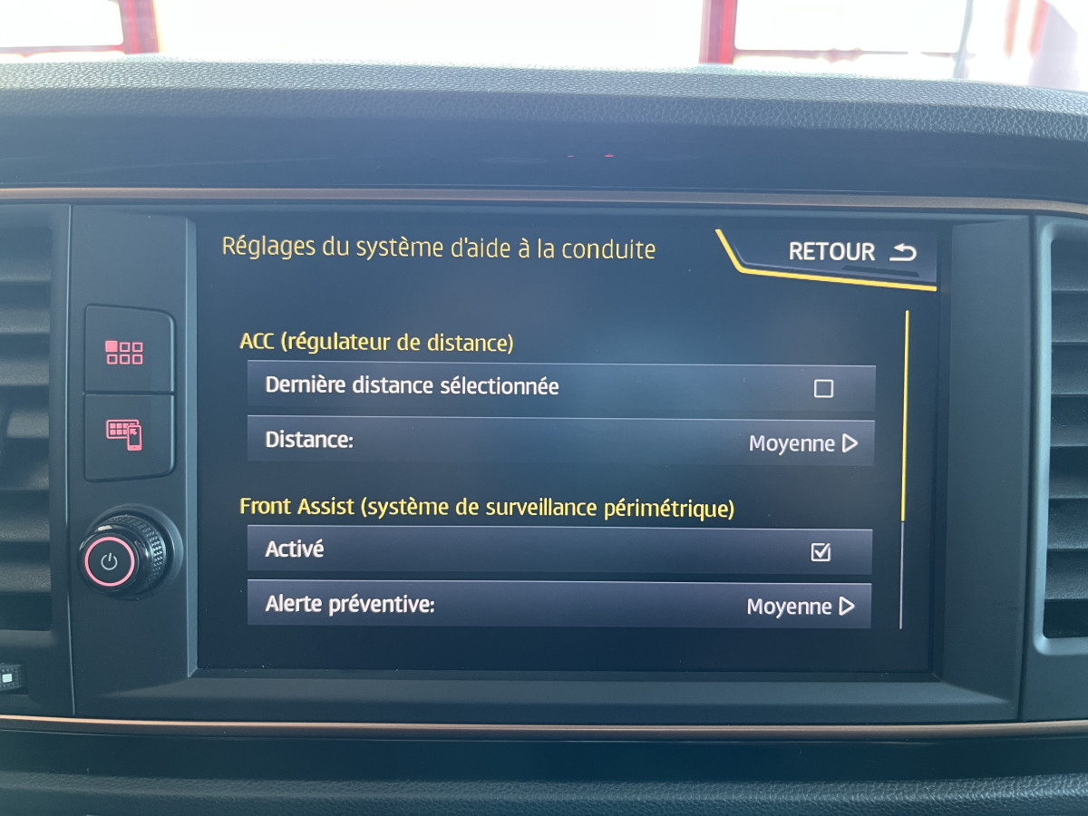 SEAT LEON CUPRA R 2,0 TSI 310 EDITION LIMLITED 799 EXEMPLAIRES GPS CAMERA DCC ACC  KEYLESS REGULATEUR ADAPTATIF SIEGES BAQUETS PACK ALCANTARA  DIVE PROFILE PACK CARBON APPLE CARPLAY FULL LED PARK PILOT HIFI BEATS JANTES 19 ETAT PROCHE DU NEUF