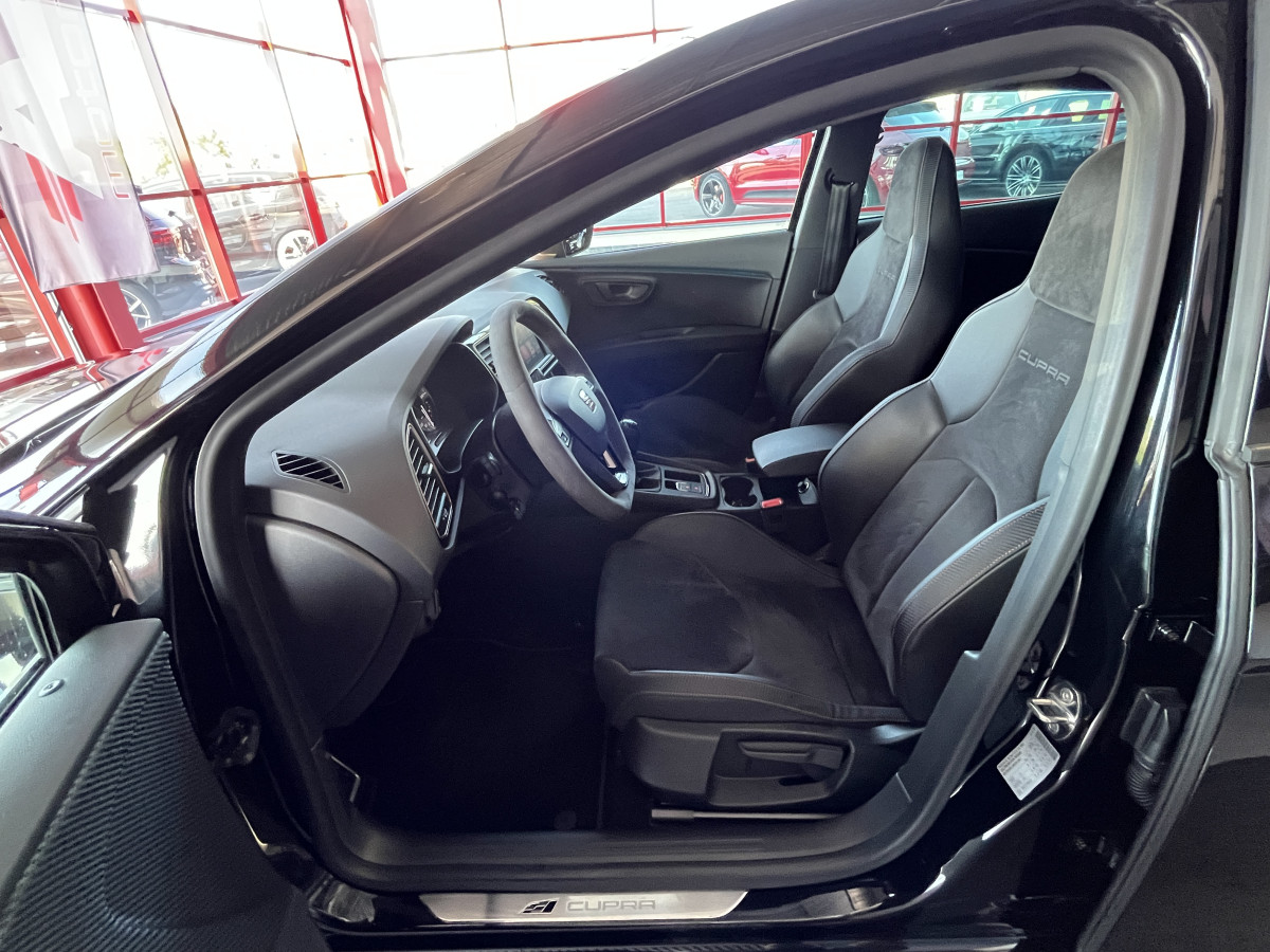 SEAT LEON CUPRA R 2,0 TSI 310 EDITION LIMLITED 799 EXEMPLAIRES GPS CAMERA DCC ACC  KEYLESS REGULATEUR ADAPTATIF SIEGES BAQUETS PACK ALCANTARA  DIVE PROFILE PACK CARBON APPLE CARPLAY FULL LED PARK PILOT HIFI BEATS JANTES 19 ETAT PROCHE DU NEUF