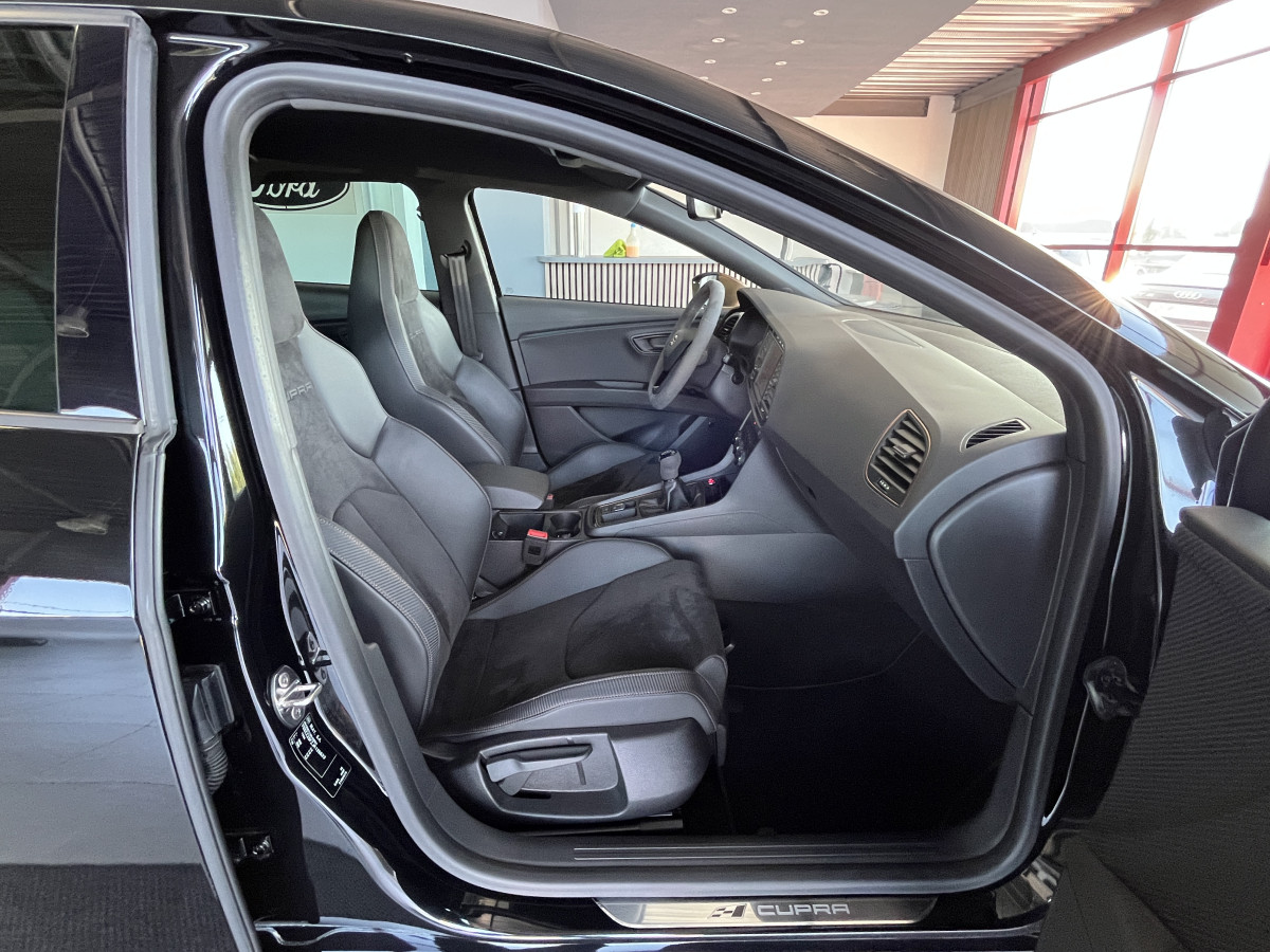SEAT LEON CUPRA R 2,0 TSI 310 EDITION LIMLITED 799 EXEMPLAIRES GPS CAMERA DCC ACC  KEYLESS REGULATEUR ADAPTATIF SIEGES BAQUETS PACK ALCANTARA  DIVE PROFILE PACK CARBON APPLE CARPLAY FULL LED PARK PILOT HIFI BEATS JANTES 19 ETAT PROCHE DU NEUF