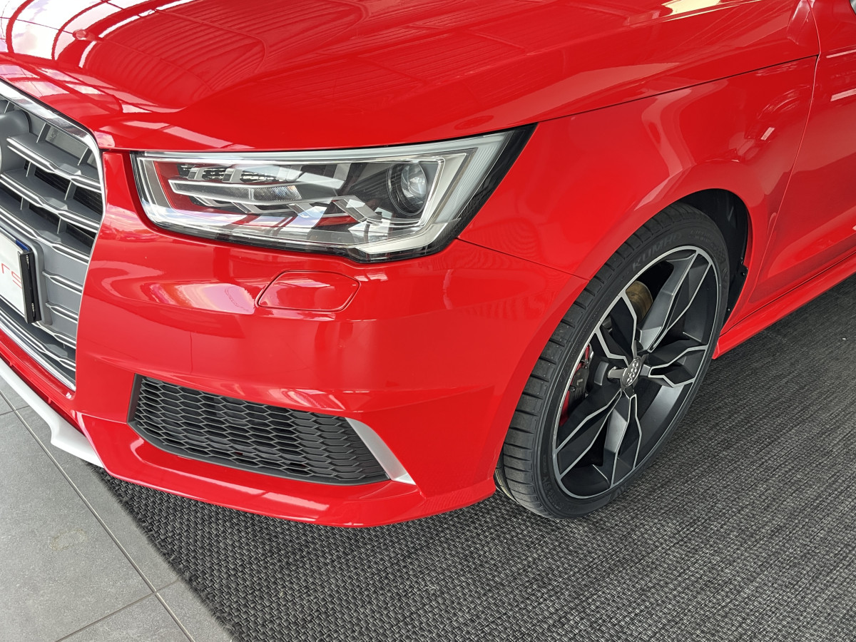 AUDI S1 SPORTBACK 2,0 TFSI  231 QUATTRO GPS KEYLESS  DRIVE SELECT JANTES ALU 18 BI-XENON REGULATEUR HIFI BOSE EXCELLENT ETAT
