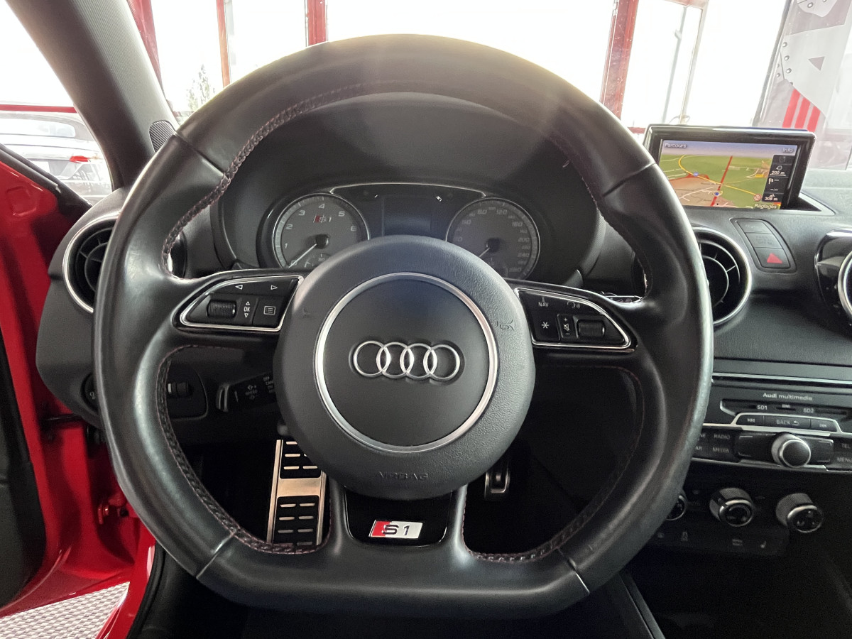 AUDI S1 SPORTBACK 2,0 TFSI  231 QUATTRO GPS KEYLESS  DRIVE SELECT JANTES ALU 18 BI-XENON REGULATEUR HIFI BOSE EXCELLENT ETAT
