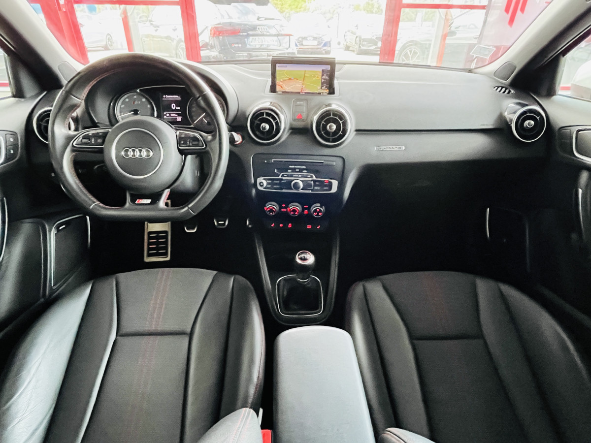 AUDI S1 SPORTBACK 2,0 TFSI  231 QUATTRO GPS KEYLESS  DRIVE SELECT JANTES ALU 18 BI-XENON REGULATEUR HIFI BOSE EXCELLENT ETAT