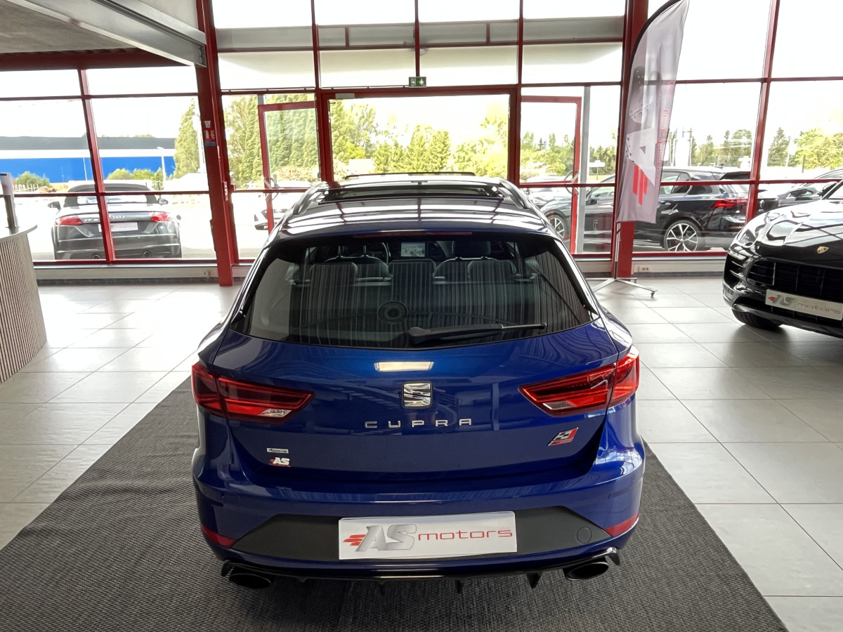 SEAT LEON ST 2,0 TSI 300 DSG6 4DRIVE TOIT PANORAMIQUE OUVRANT GPS CAMERA KEYLESS APPLE CARPLAY ACC DCC REGULATEUR ADAPTATIF SEAT SOUND DRIVE PROFILE PARK PILOT JANTES 19 EXCELLENT ETAT
