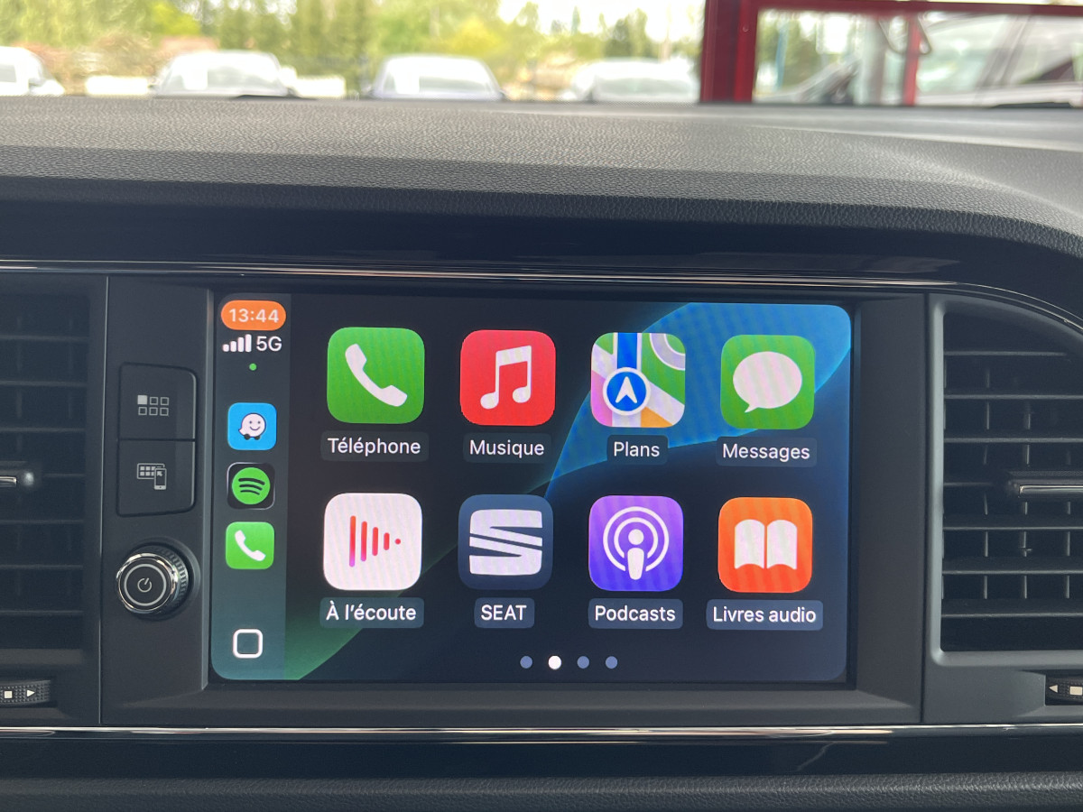 SEAT LEON ST 2,0 TSI 300 DSG6 4DRIVE TOIT PANORAMIQUE OUVRANT GPS CAMERA KEYLESS APPLE CARPLAY ACC DCC REGULATEUR ADAPTATIF SEAT SOUND DRIVE PROFILE PARK PILOT JANTES 19 EXCELLENT ETAT