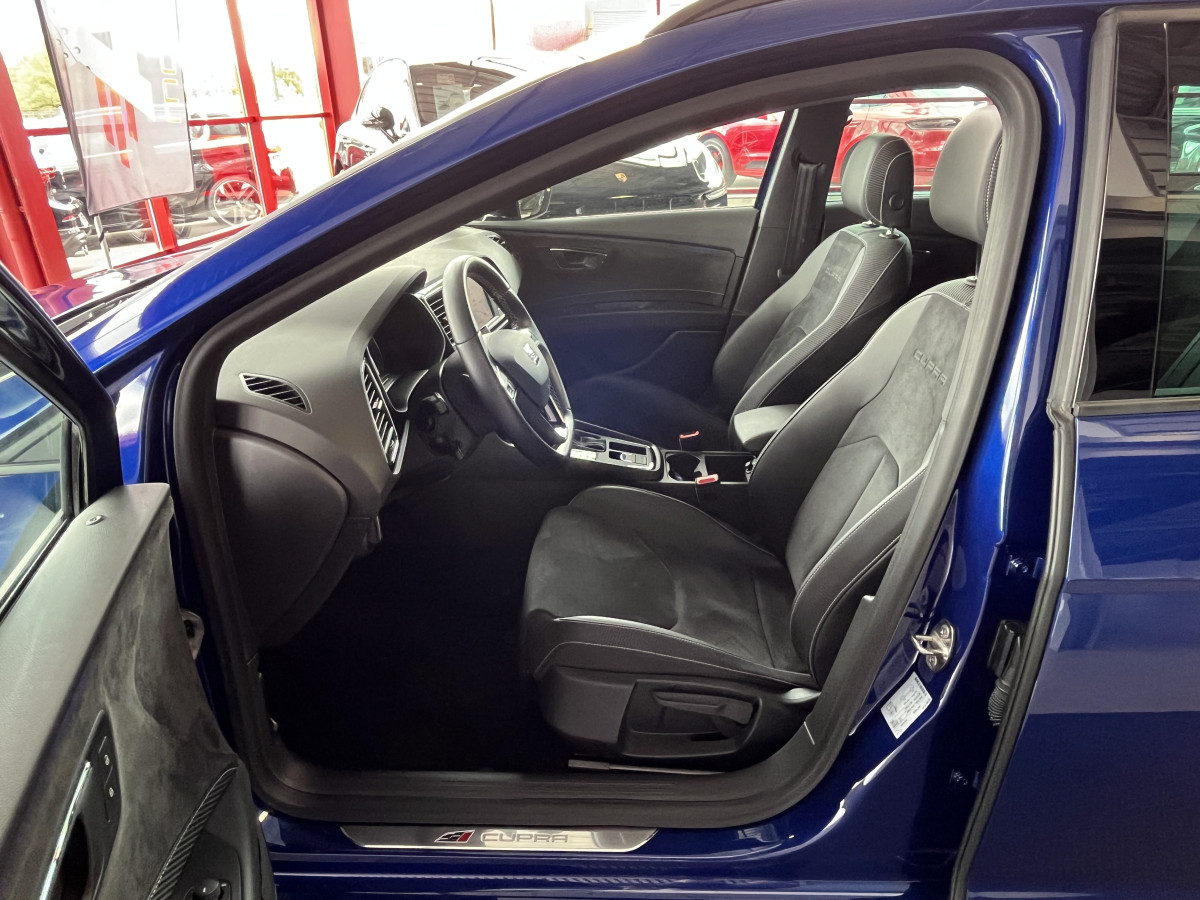 SEAT LEON ST 2,0 TSI 300 DSG6 4DRIVE TOIT PANORAMIQUE OUVRANT GPS CAMERA KEYLESS APPLE CARPLAY ACC DCC REGULATEUR ADAPTATIF SEAT SOUND DRIVE PROFILE PARK PILOT JANTES 19 EXCELLENT ETAT