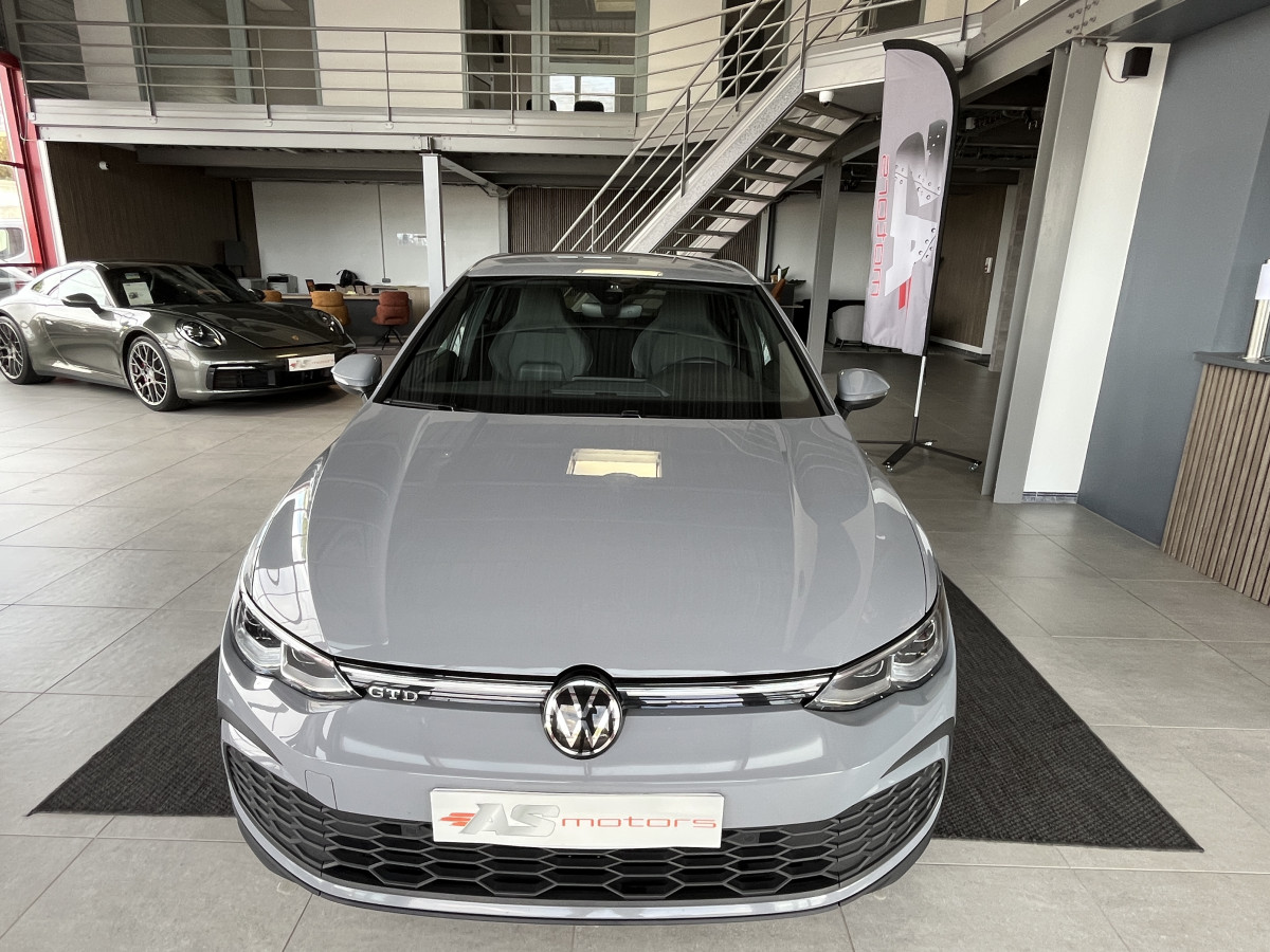 VOLKSWAGEN GOLF 8 GTD 2,0 TDI 200 DSG7 GPS CAMERA ACC COMPORTEMENT DYNAMIQUE  IQ-DRIVE PARK ASSIST PARK PILOT REGULATEUR ADAPTATIF  LIMITEUR FULL LED APPLE CARPLAY KEYLESS DRIVE SELECT  EXCELLENT ETAT