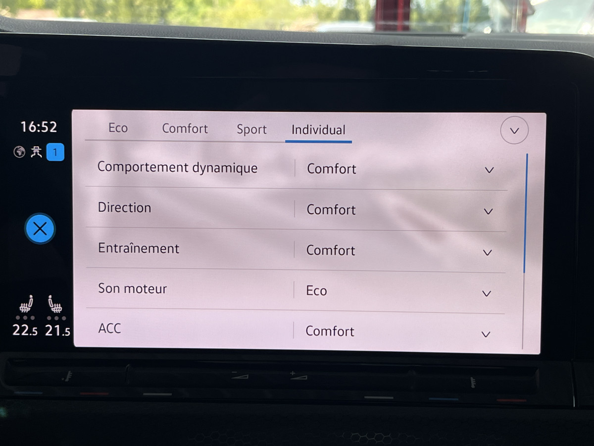 VOLKSWAGEN GOLF 8 GTD 2,0 TDI 200 DSG7 GPS CAMERA ACC COMPORTEMENT DYNAMIQUE  IQ-DRIVE PARK ASSIST PARK PILOT REGULATEUR ADAPTATIF  LIMITEUR FULL LED APPLE CARPLAY KEYLESS DRIVE SELECT  EXCELLENT ETAT