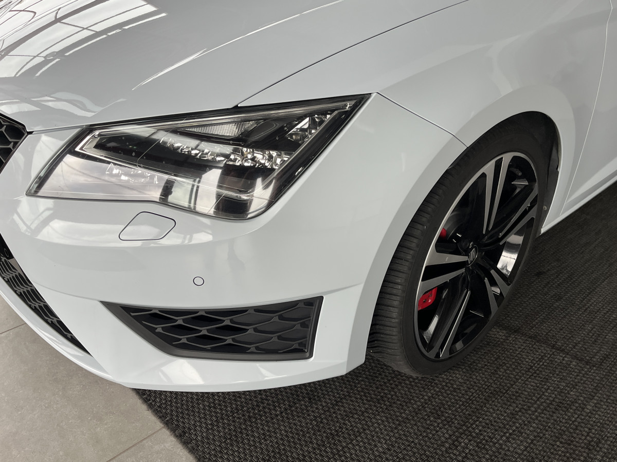 SEAT LEON SC CUPRA   2,0 TSI 290 DSG6  GPS DCC REGULATEUR  DRIVE PROFILE PARK PILOT SEAT SOUND  FULL LED  JANTES 19 EXCELLENT ETAT