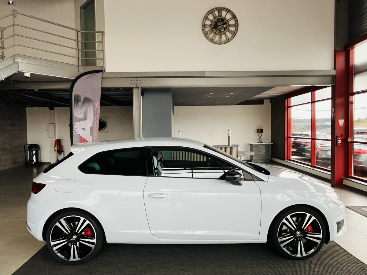 SEAT LEON SC CUPRA   2,0 TSI 290 DSG6  GPS DCC REGULATEUR  DRIVE PROFILE PARK PILOT SEAT SOUND  FULL LED  JANTES 19 EXCELLENT ETAT