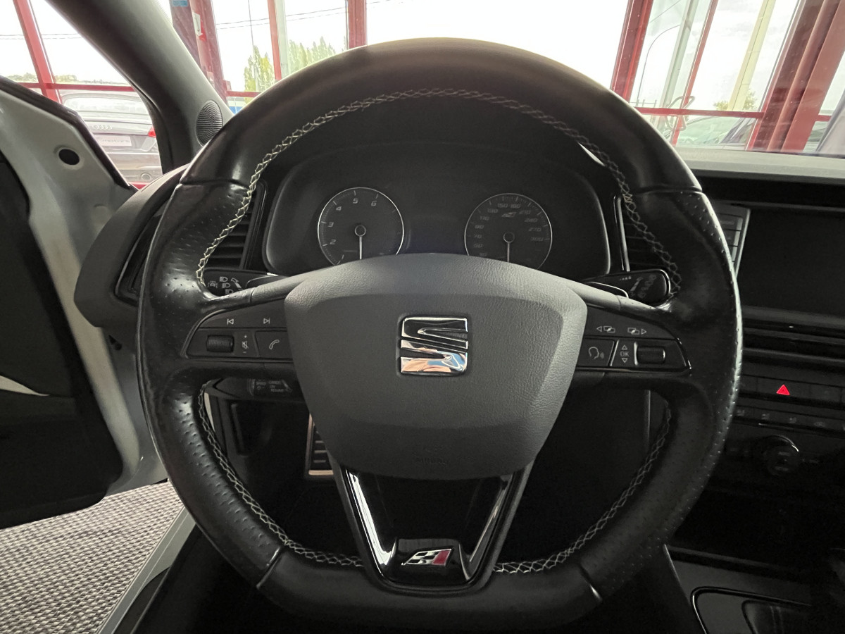 SEAT LEON SC CUPRA   2,0 TSI 290 DSG6  GPS DCC REGULATEUR  DRIVE PROFILE PARK PILOT SEAT SOUND  FULL LED  JANTES 19 EXCELLENT ETAT