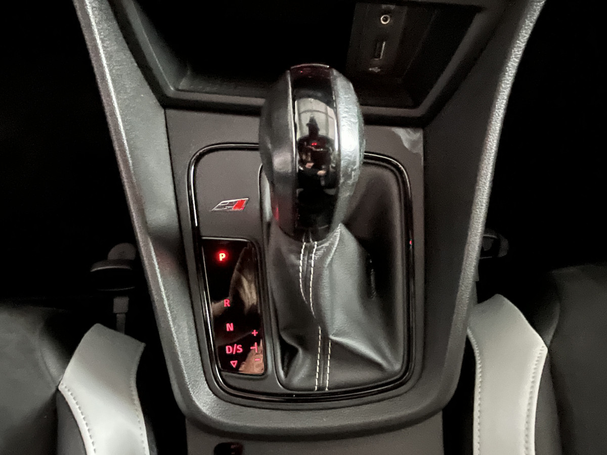 SEAT LEON SC CUPRA   2,0 TSI 290 DSG6  GPS DCC REGULATEUR  DRIVE PROFILE PARK PILOT SEAT SOUND  FULL LED  JANTES 19 EXCELLENT ETAT