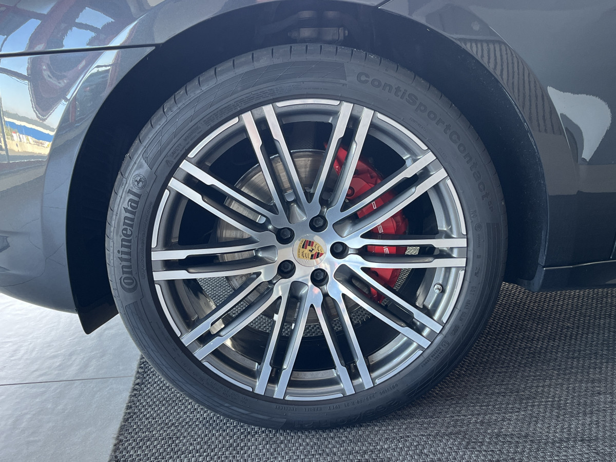 PORSCHE MACAN GTS 3,0 V6 360 4X4 PDK ATTELAGE TOIT PANORAMIQUE OUVRANT APPLE CARPLAY  GPS CAMERA PASM PDLS REGULATEUR ADAPTATIF  FULL LED SUSPENSION PNEUMATIQUE  HIFI BOSE PACK CHRONO SPORT JANTES 21 TURBO  EXCELLENT ETAT