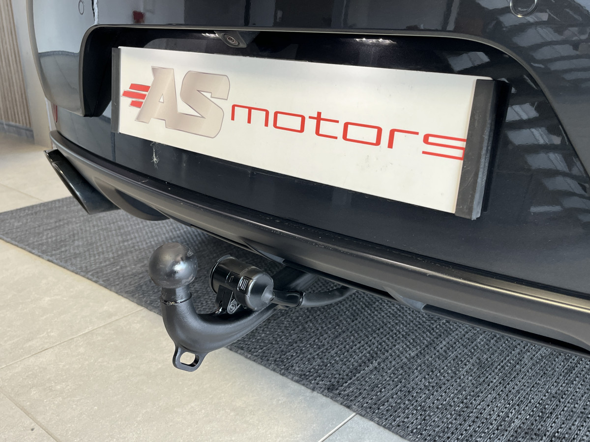 PORSCHE MACAN GTS 3,0 V6 360 4X4 PDK ATTELAGE TOIT PANORAMIQUE OUVRANT APPLE CARPLAY  GPS CAMERA PASM PDLS REGULATEUR ADAPTATIF  FULL LED SUSPENSION PNEUMATIQUE  HIFI BOSE PACK CHRONO SPORT JANTES 21 TURBO  EXCELLENT ETAT
