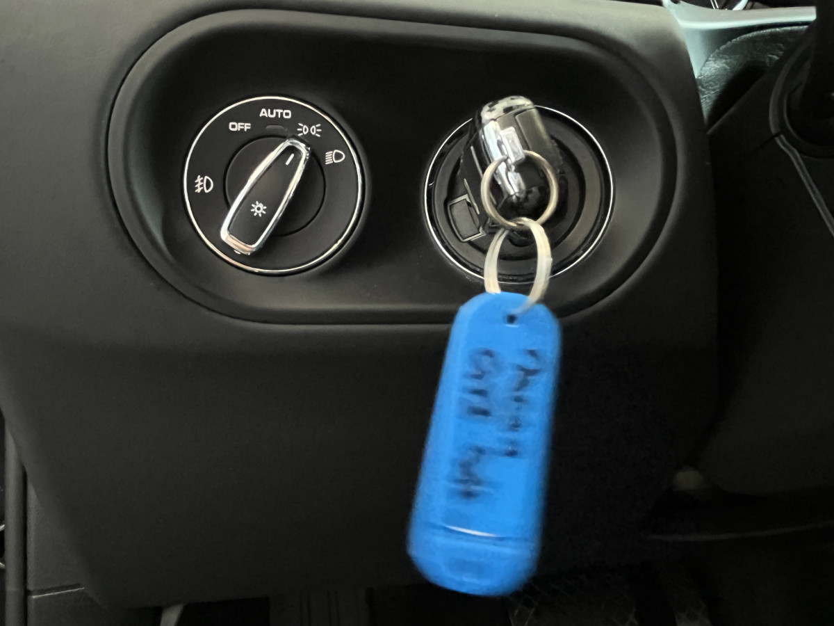 PORSCHE MACAN GTS 3,0 V6 360 4X4 PDK ATTELAGE TOIT PANORAMIQUE OUVRANT APPLE CARPLAY  GPS CAMERA PASM PDLS REGULATEUR ADAPTATIF  FULL LED SUSPENSION PNEUMATIQUE  HIFI BOSE PACK CHRONO SPORT JANTES 21 TURBO  EXCELLENT ETAT