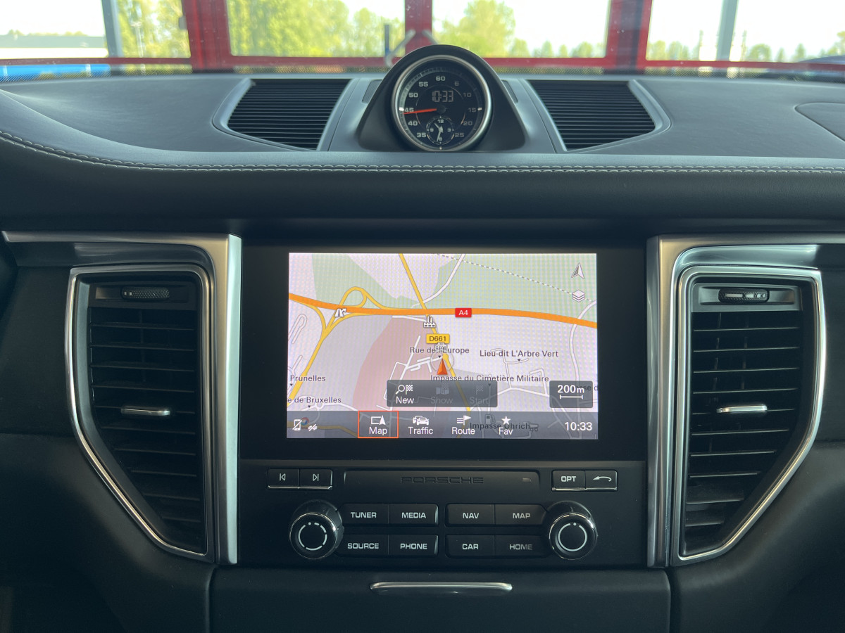 PORSCHE MACAN GTS 3,0 V6 360 4X4 PDK ATTELAGE TOIT PANORAMIQUE OUVRANT APPLE CARPLAY  GPS CAMERA PASM PDLS REGULATEUR ADAPTATIF  FULL LED SUSPENSION PNEUMATIQUE  HIFI BOSE PACK CHRONO SPORT JANTES 21 TURBO  EXCELLENT ETAT