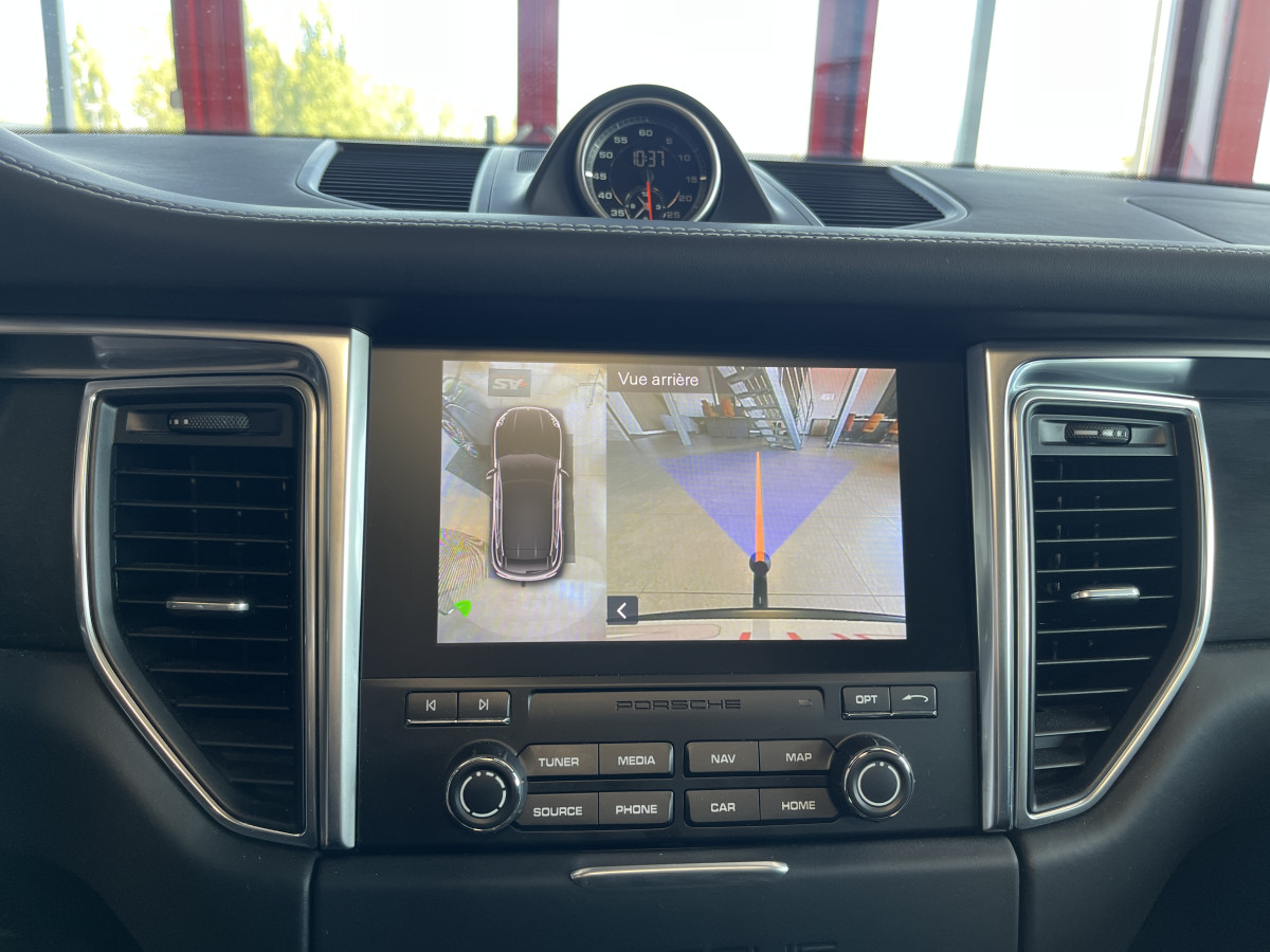 PORSCHE MACAN GTS 3,0 V6 360 4X4 PDK ATTELAGE TOIT PANORAMIQUE OUVRANT APPLE CARPLAY  GPS CAMERA PASM PDLS REGULATEUR ADAPTATIF  FULL LED SUSPENSION PNEUMATIQUE  HIFI BOSE PACK CHRONO SPORT JANTES 21 TURBO  EXCELLENT ETAT