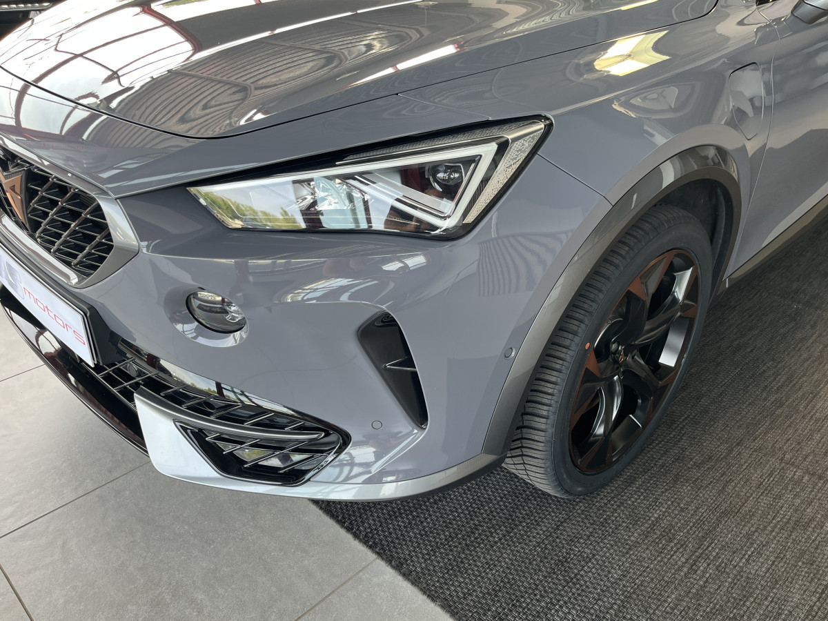CUPRA FORMENTOR 1,4 E-HYBRID 245 VZ DSG6  GPS CAMERA DCC ACC  360 KEYLESS FULL LED VIRTUAL COCKPIT PARK PILOT PARK ASSIST  DRIVE PROFILE REGULATEUR ADAPTATIF LIMITEUR JANTES 19 PACK HIVER EXCELLENT ETAT