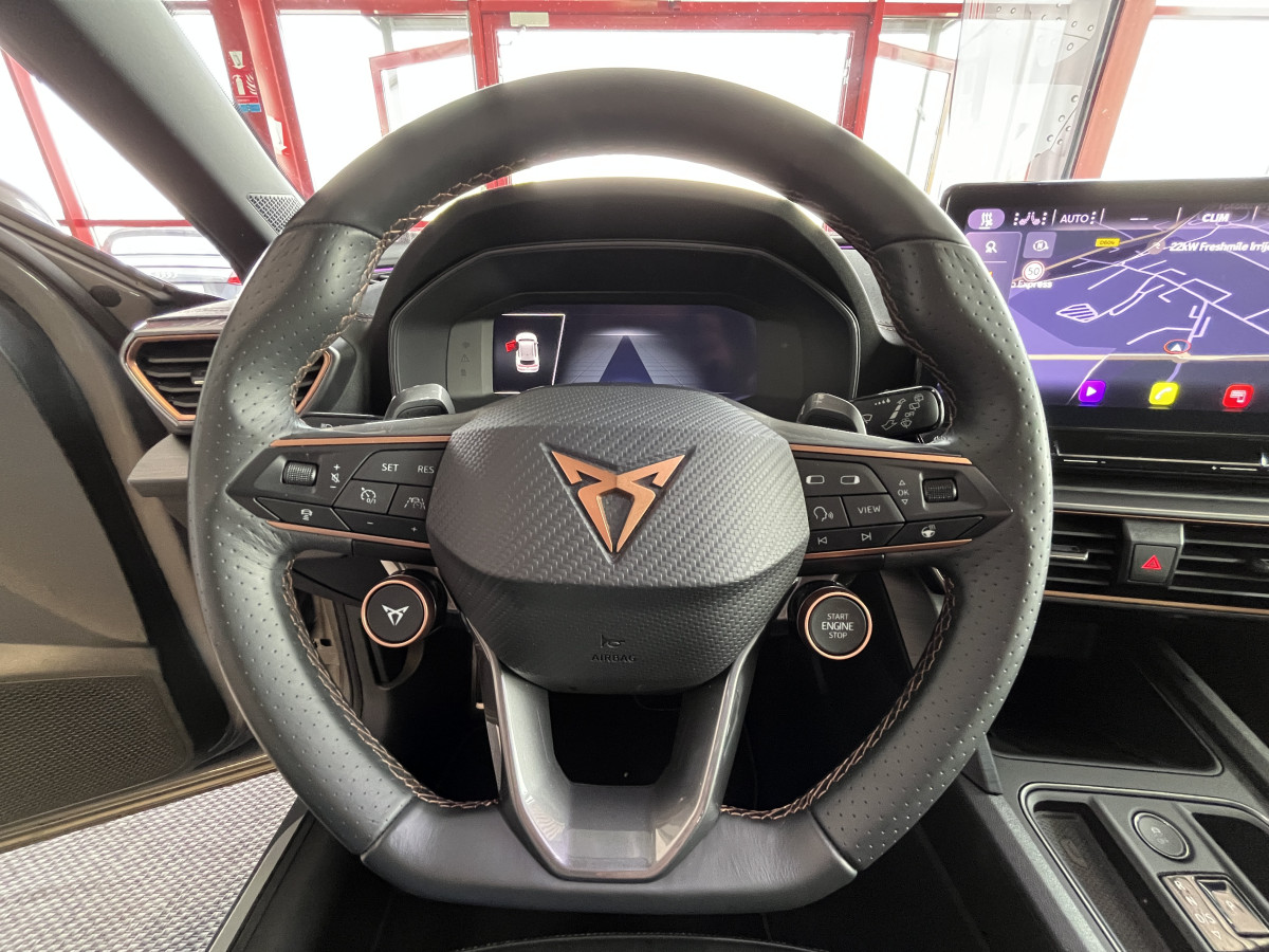 CUPRA FORMENTOR 1,4 E-HYBRID 245 VZ DSG6  GPS CAMERA DCC ACC  360 KEYLESS FULL LED VIRTUAL COCKPIT PARK PILOT PARK ASSIST  DRIVE PROFILE REGULATEUR ADAPTATIF LIMITEUR JANTES 19 PACK HIVER EXCELLENT ETAT