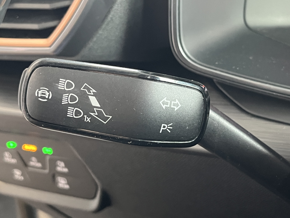 CUPRA FORMENTOR 1,4 E-HYBRID 245 VZ DSG6  GPS CAMERA DCC ACC  360 KEYLESS FULL LED VIRTUAL COCKPIT PARK PILOT PARK ASSIST  DRIVE PROFILE REGULATEUR ADAPTATIF LIMITEUR JANTES 19 PACK HIVER EXCELLENT ETAT