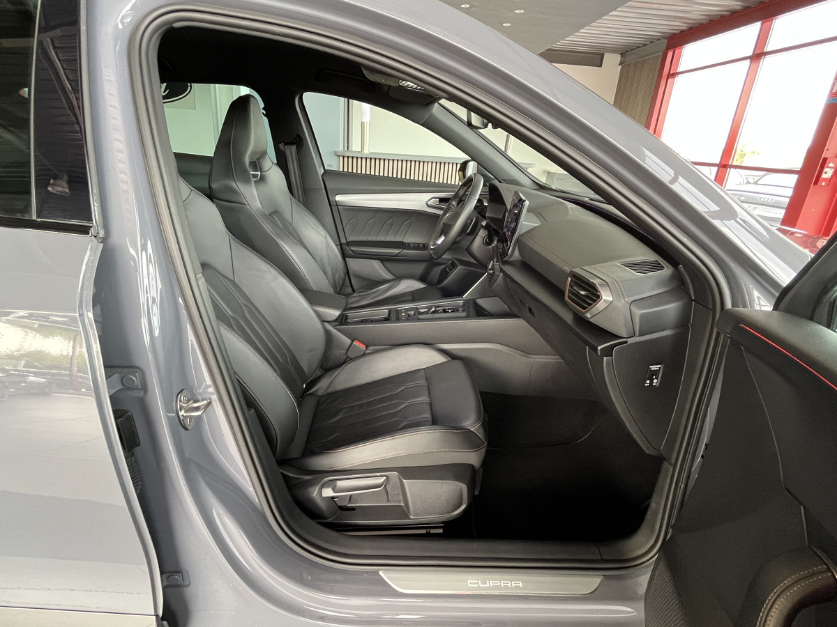 CUPRA FORMENTOR 1,4 E-HYBRID 245 VZ DSG6  GPS CAMERA DCC ACC  360 KEYLESS FULL LED VIRTUAL COCKPIT PARK PILOT PARK ASSIST  DRIVE PROFILE REGULATEUR ADAPTATIF LIMITEUR JANTES 19 PACK HIVER EXCELLENT ETAT