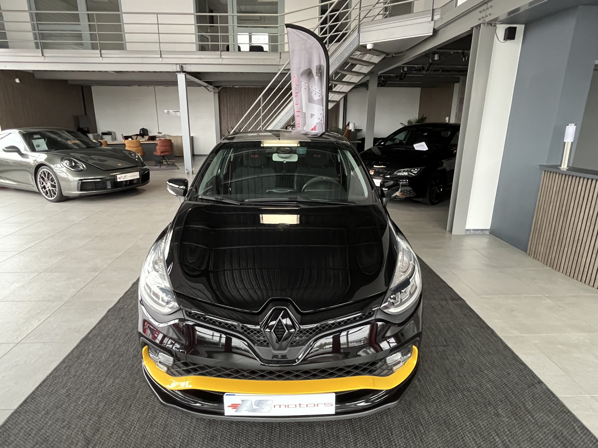 RENAULT CLIO 4  RS 18 1,6 220 EDC N° 808  GPS REGULATEUR LIMITEURRS DRIVE RS MONITOR HIFI BASS REFLEX  AKRAPOVIC KEYLESS PARK PILOT FEUX LED JANTES 18 EXCELLENT ETAT