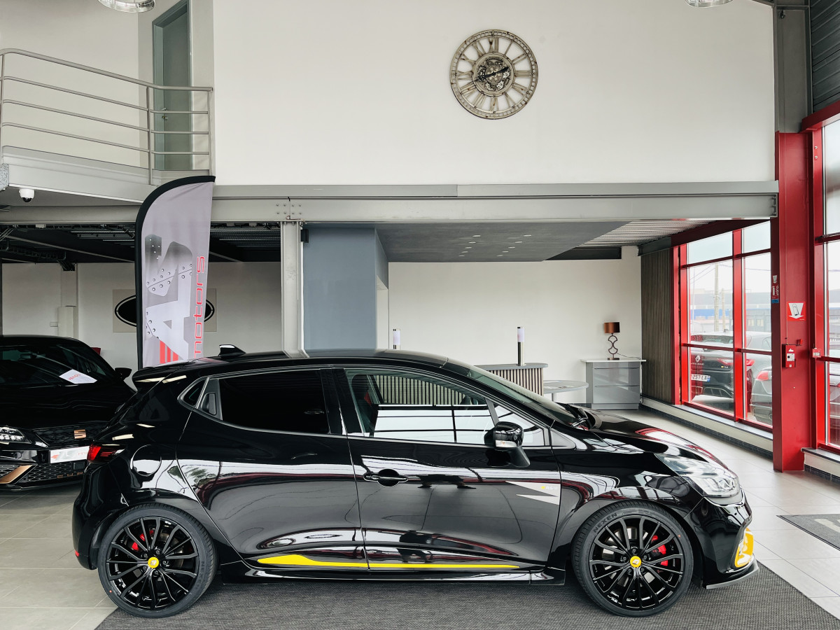 RENAULT CLIO 4  RS 18 1,6 220 EDC N° 808  GPS REGULATEUR LIMITEURRS DRIVE RS MONITOR HIFI BASS REFLEX  AKRAPOVIC KEYLESS PARK PILOT FEUX LED JANTES 18 EXCELLENT ETAT