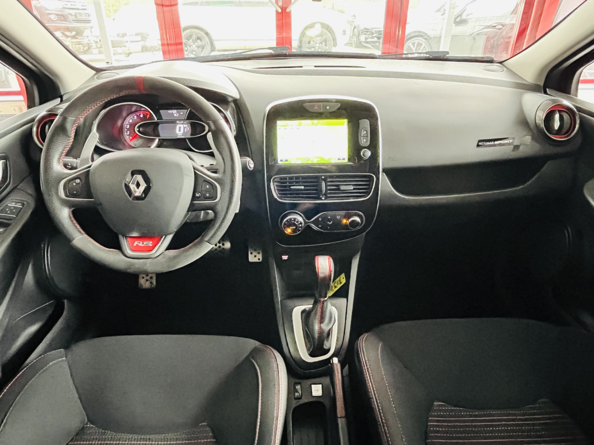 RENAULT CLIO 4  RS 18 1,6 220 EDC N° 808  GPS REGULATEUR LIMITEURRS DRIVE RS MONITOR HIFI BASS REFLEX  AKRAPOVIC KEYLESS PARK PILOT FEUX LED JANTES 18 EXCELLENT ETAT