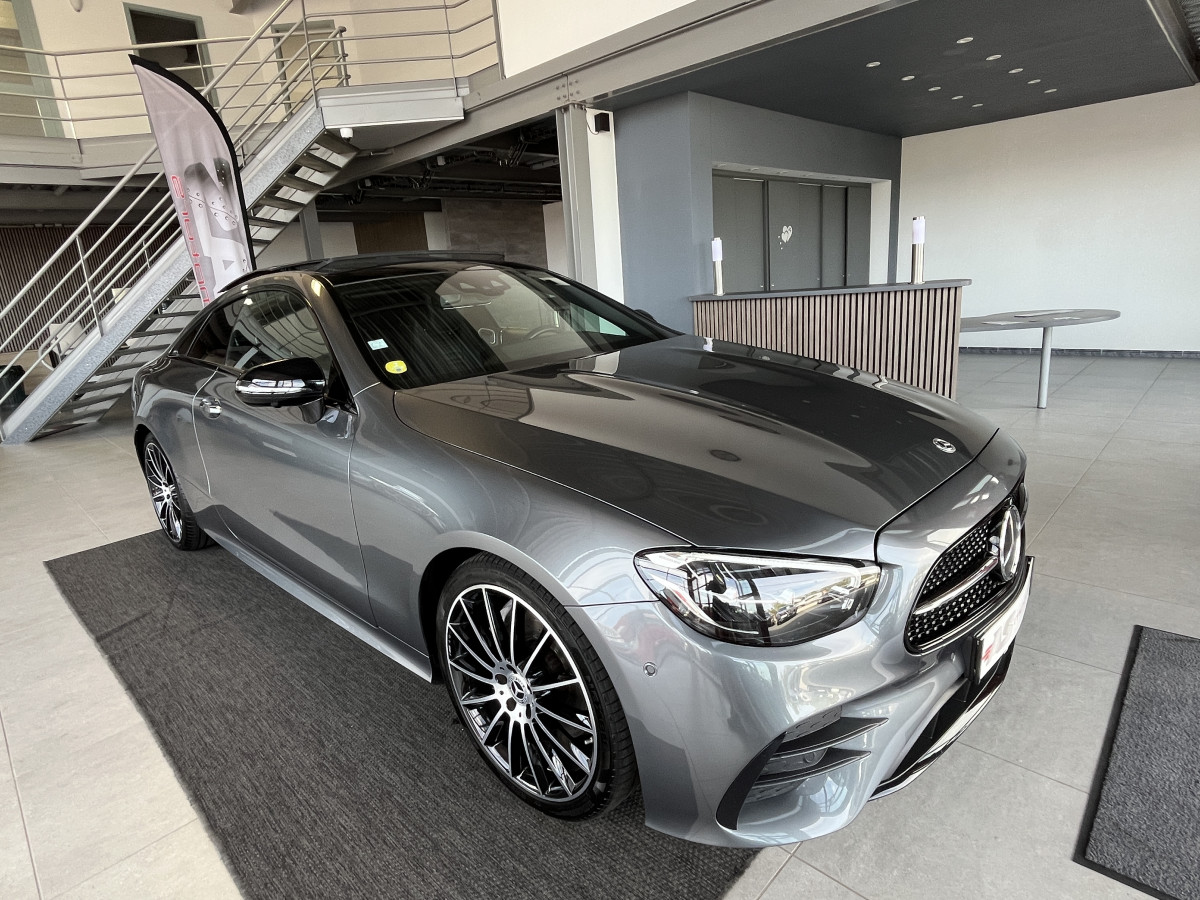 MERCEDES CLASSE E COUPE 220 CDI 194 AMG LINE 9G-TRONIC TOIT PANORAMIQUE OUVRANT GPS CAMERA KEYLESS APPLE CARPLAY HIFI BURMESTER  VIRTUAL COCKPIT PARK PILOT MBUX PACK AMG FEUX FULL LED JANTES ALU 20 EXCELLENT ETAT
