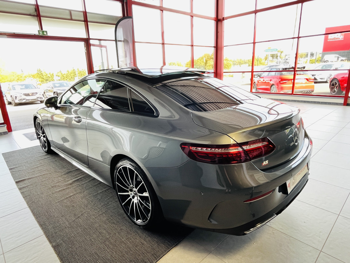 MERCEDES CLASSE E COUPE 220 CDI 194 AMG LINE 9G-TRONIC TOIT PANORAMIQUE OUVRANT GPS CAMERA KEYLESS APPLE CARPLAY HIFI BURMESTER  VIRTUAL COCKPIT PARK PILOT MBUX PACK AMG FEUX FULL LED JANTES ALU 20 EXCELLENT ETAT