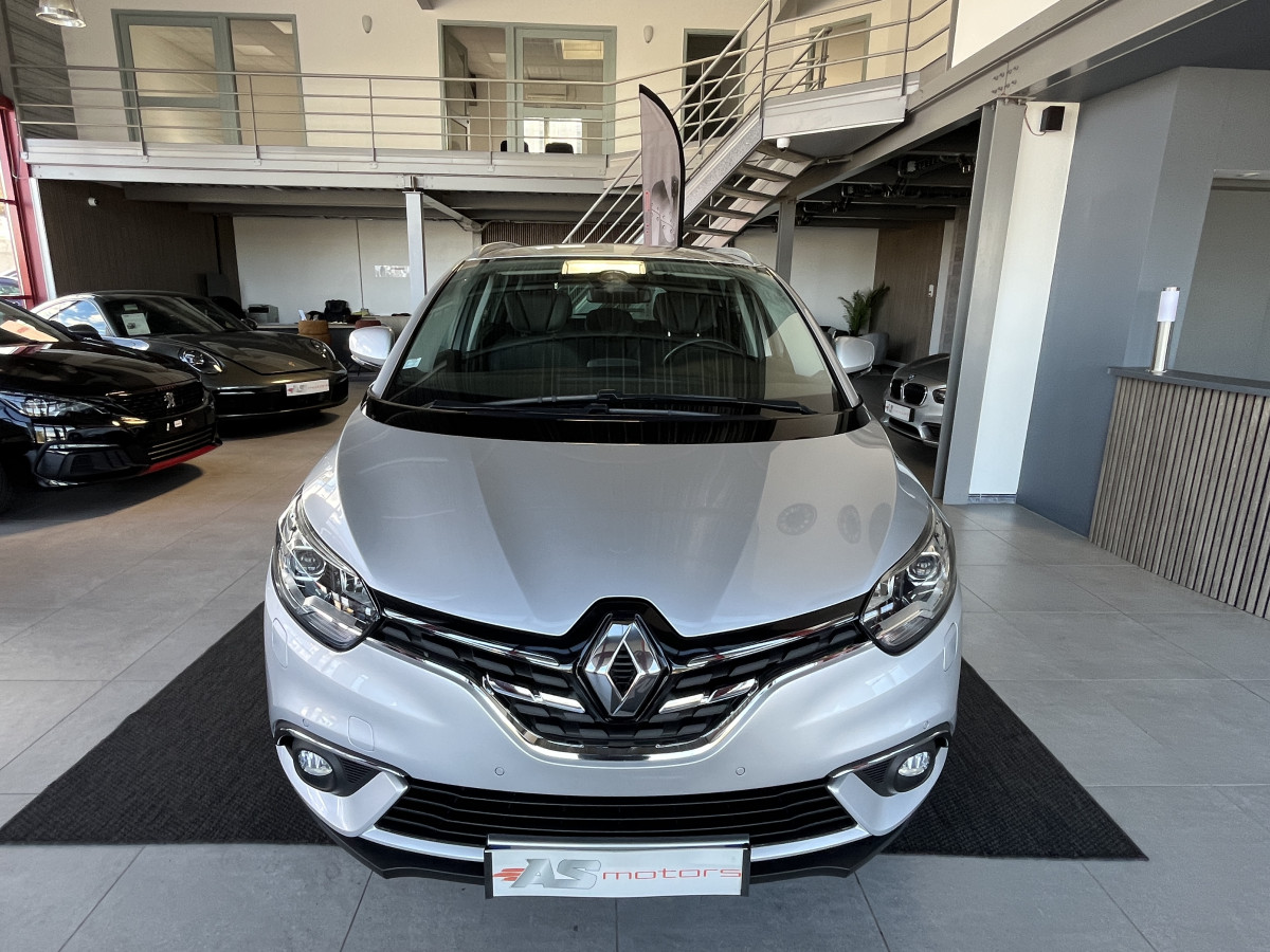 RENAULT GRAND SCENIC 1,5 DCI 110 EDC TYPE INTENS 7 PLACES GPS KEYLESS REGULATEUR LIMITEUR FEUX HALOGENE PARK PILOT JANTES 20