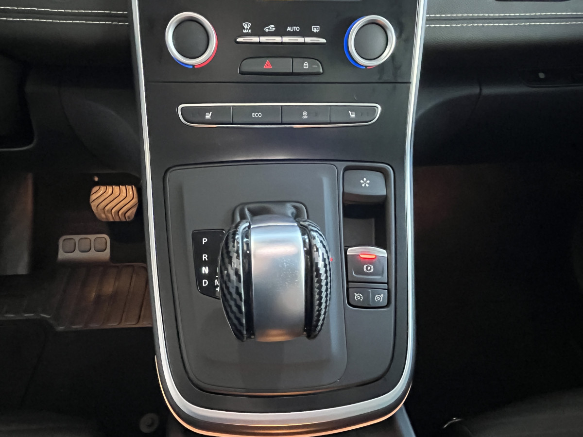 RENAULT GRAND SCENIC 1,5 DCI 110 EDC TYPE INTENS 7 PLACES GPS KEYLESS REGULATEUR LIMITEUR FEUX HALOGENE PARK PILOT JANTES 20