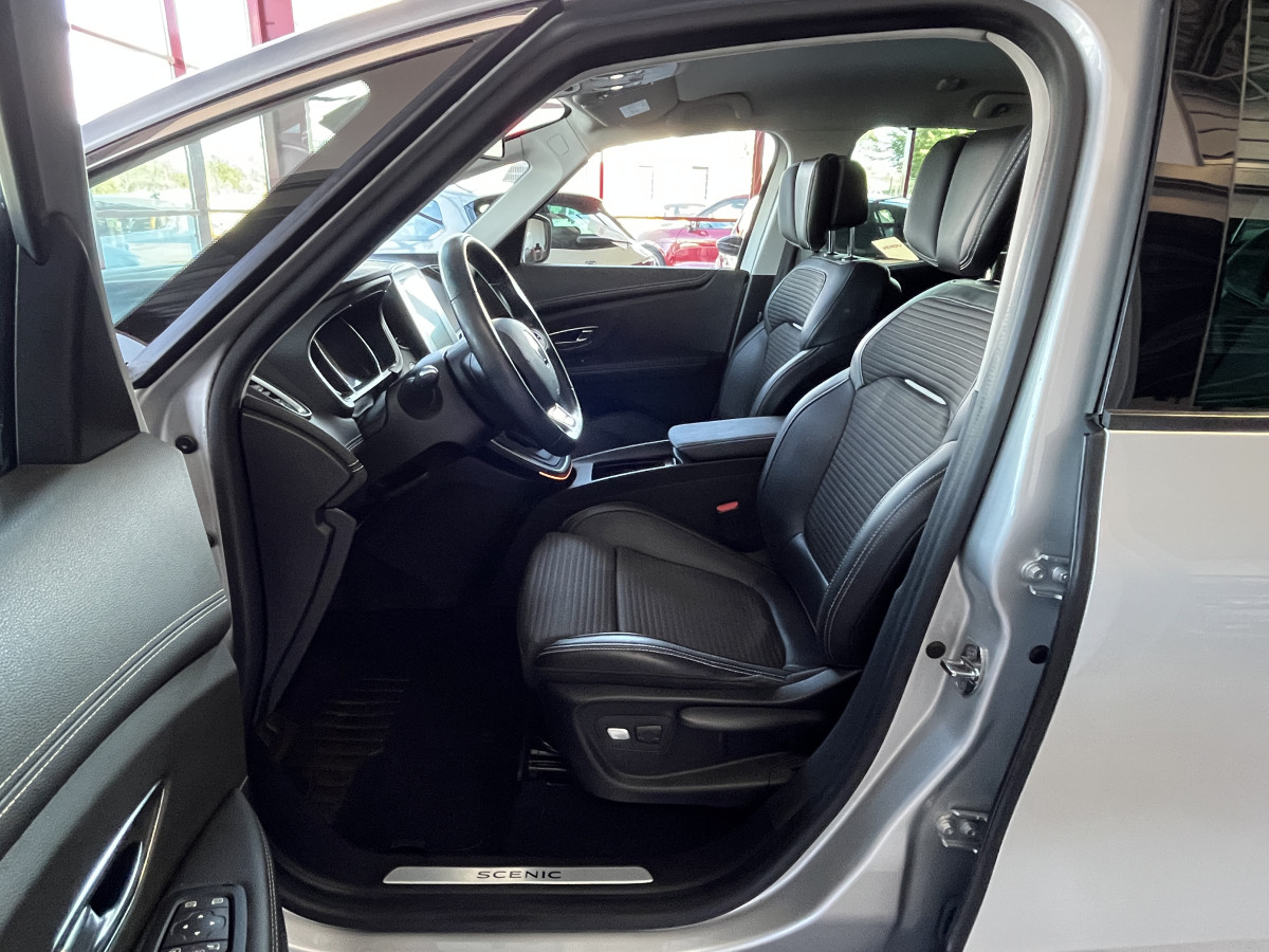 RENAULT GRAND SCENIC 1,5 DCI 110 EDC TYPE INTENS 7 PLACES GPS KEYLESS REGULATEUR LIMITEUR FEUX HALOGENE PARK PILOT JANTES 20
