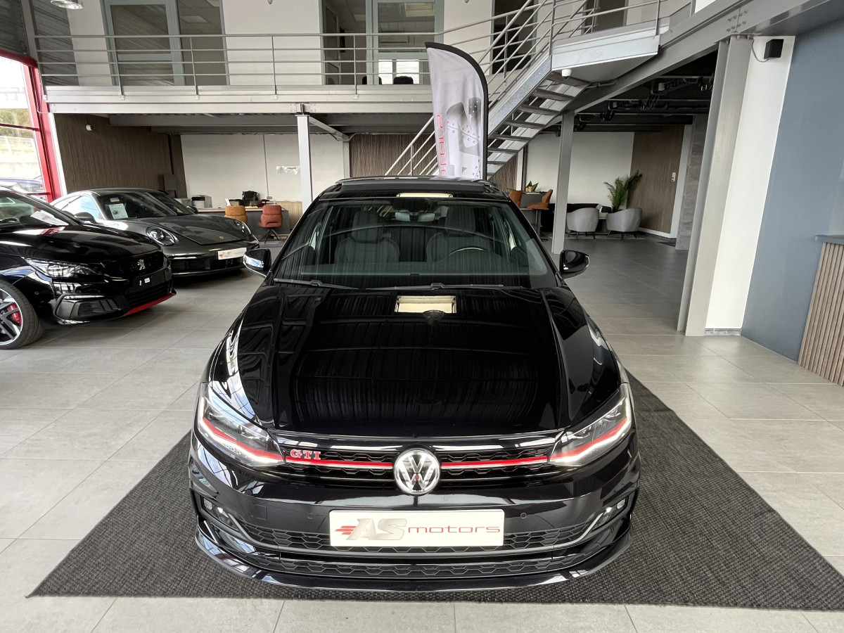 VOLKSWAGEN POLO GTI 2,0 TSI 200   DSG6 TOIT PANORAMIQUE OUVRANT DMS ACC GPS APPLE CARPLAY VIRTUAL COCKPIT  REGULATEUR ADAPTATIF  LIMITEUR PARK PILOT DRIVING MODE FEUX LED  JANTE ALU 18 BRESCIA  EXCELLENT ETAT