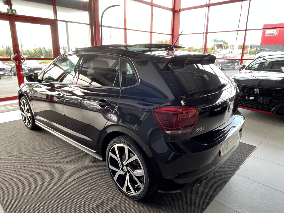 VOLKSWAGEN POLO GTI 2,0 TSI 200   DSG6 TOIT PANORAMIQUE OUVRANT DMS ACC GPS APPLE CARPLAY VIRTUAL COCKPIT  REGULATEUR ADAPTATIF  LIMITEUR PARK PILOT DRIVING MODE FEUX LED  JANTE ALU 18 BRESCIA  EXCELLENT ETAT