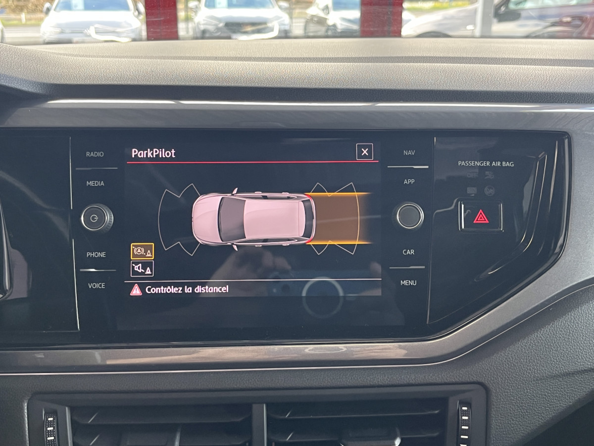VOLKSWAGEN POLO GTI 2,0 TSI 200   DSG6 TOIT PANORAMIQUE OUVRANT DMS ACC GPS APPLE CARPLAY VIRTUAL COCKPIT  REGULATEUR ADAPTATIF  LIMITEUR PARK PILOT DRIVING MODE FEUX LED  JANTE ALU 18 BRESCIA  EXCELLENT ETAT