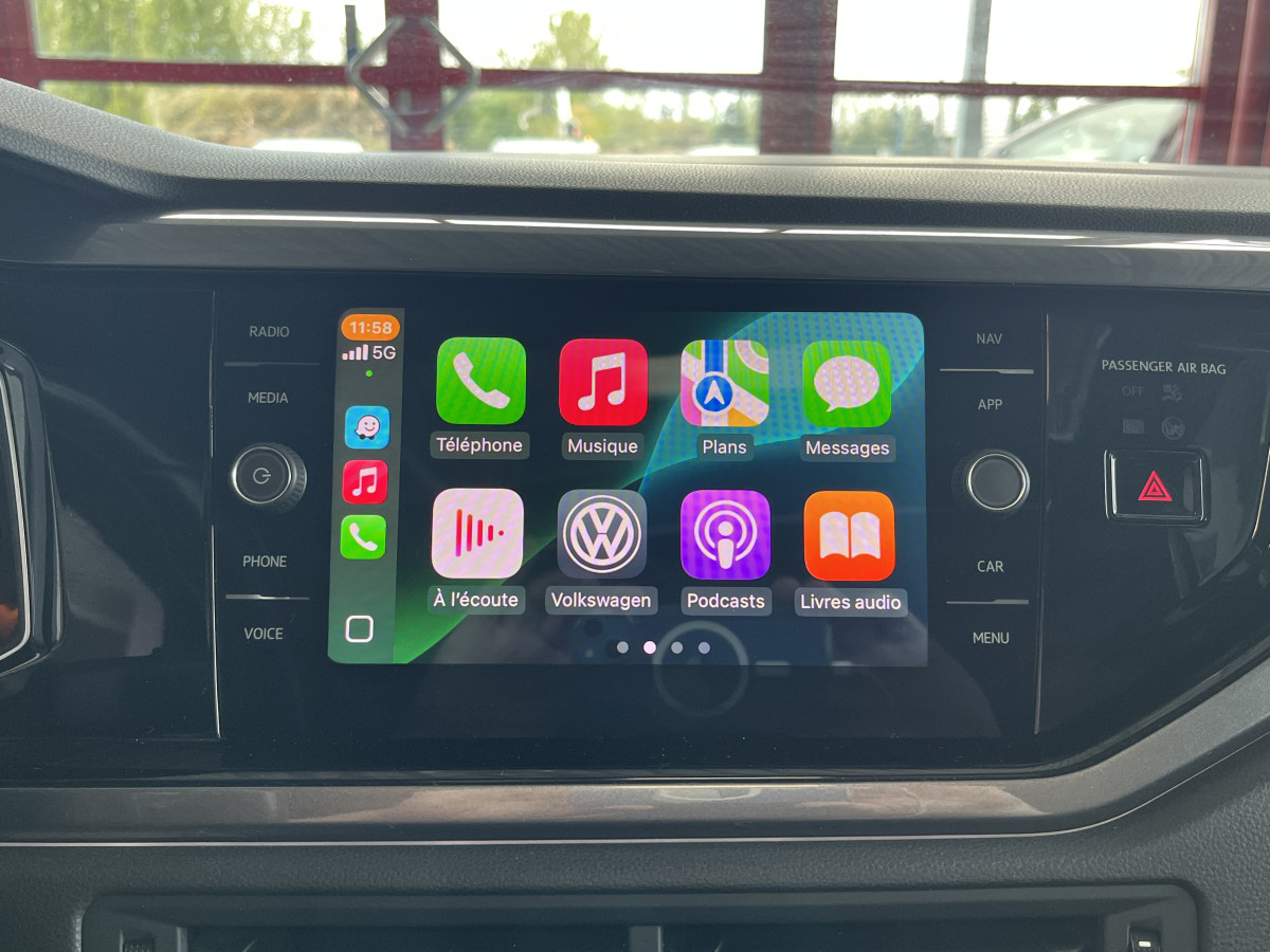 VOLKSWAGEN POLO GTI 2,0 TSI 200   DSG6 TOIT PANORAMIQUE OUVRANT DMS ACC GPS APPLE CARPLAY VIRTUAL COCKPIT  REGULATEUR ADAPTATIF  LIMITEUR PARK PILOT DRIVING MODE FEUX LED  JANTE ALU 18 BRESCIA  EXCELLENT ETAT