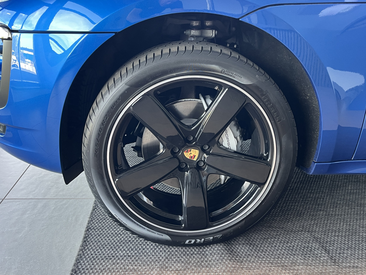 PORSCHE MACAN S  3,0 V6 340 4X4 PDK ATTELAGE TOIT PANORAMIQUE  GPS CAMERA 360  HIFI BOSE APPLE CARPLAY PCM  PASM PACK CARBON REGULATEUR ADAPTATIF  SUSPENSION PNEUMATIQUE  PACK CHRONO SPORT JANTES  21 EXCELLENT ETAT