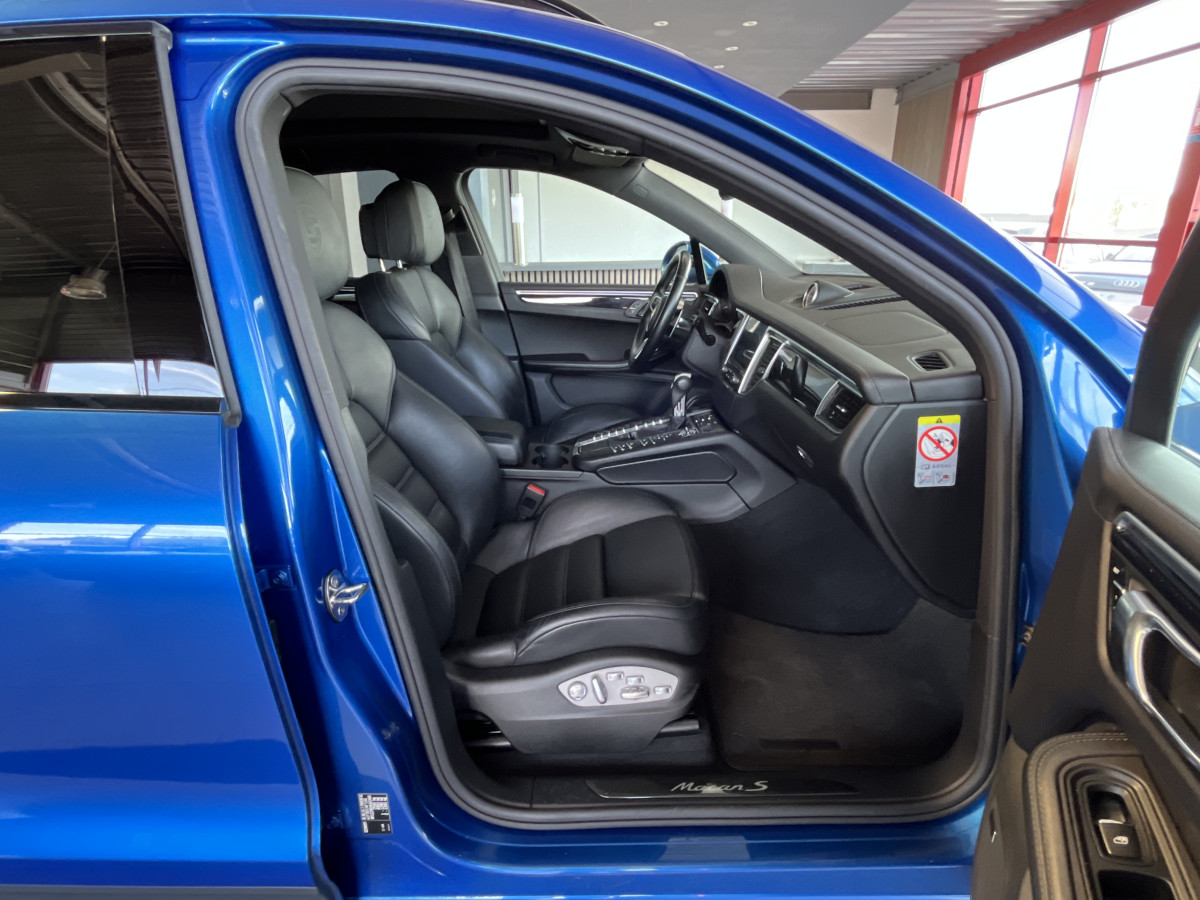 PORSCHE MACAN S  3,0 V6 340 4X4 PDK ATTELAGE TOIT PANORAMIQUE  GPS CAMERA 360  HIFI BOSE APPLE CARPLAY PCM  PASM PACK CARBON REGULATEUR ADAPTATIF  SUSPENSION PNEUMATIQUE  PACK CHRONO SPORT JANTES  21 EXCELLENT ETAT