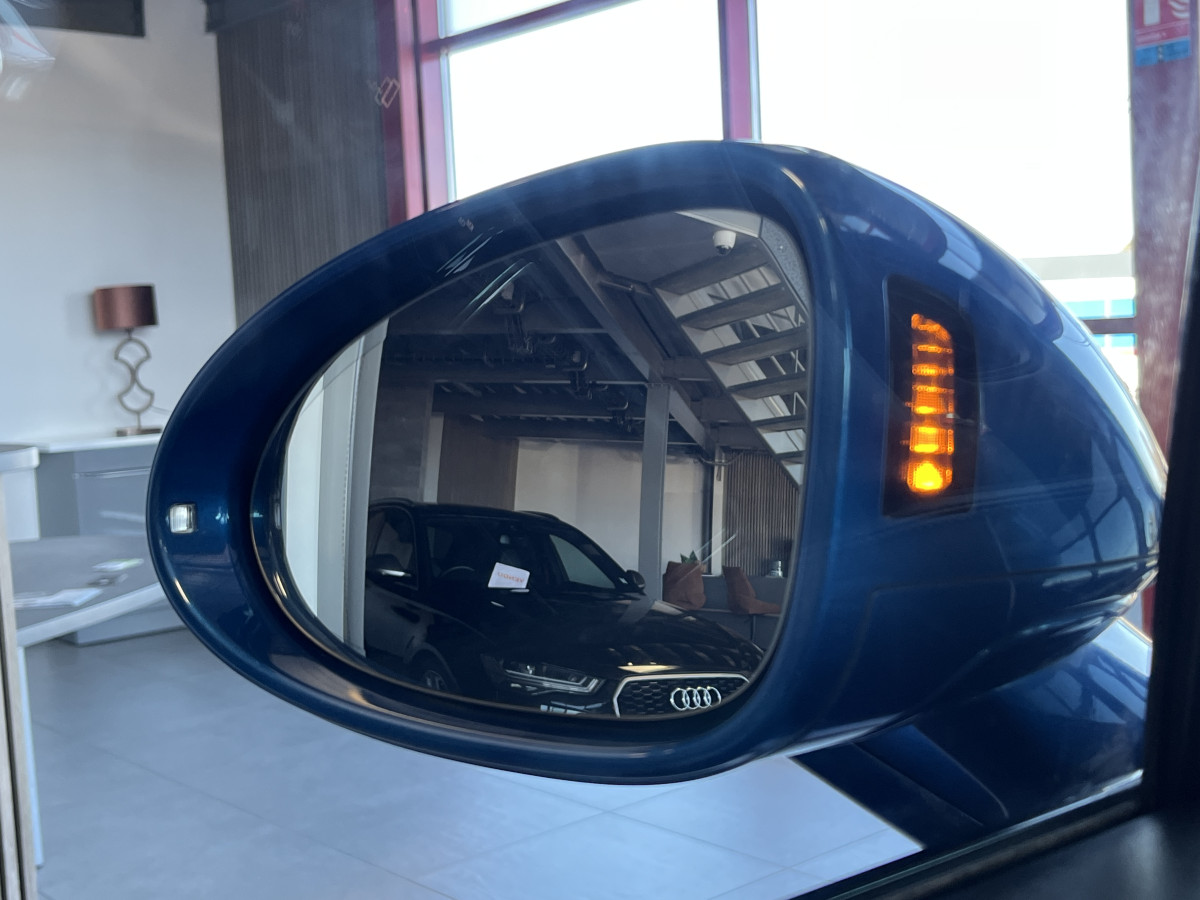 PORSCHE MACAN S DIESEL 3,0 V6 258 4X4 PDK  PASM PDLS PCM GPS TOIT PANORAMIQUE CAMERA REGULATEUR LIMITEUR BOUSSOLE  HIFI BOSE BI-XENON PACK SPORT DESIGN PACK CONFORT JANTES TURBO 21