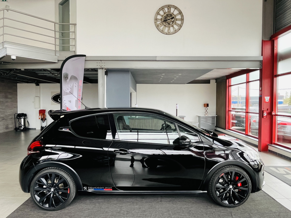 PEUGEOT 208 GTI BPS 1,6 208 GPS CAMERA APPLE CARPLAY HIFI JBL REGULATEUR LIMITEUR PARK PILOT FEUX HALOGENE JANTES 18  EXCELLENT ETAT