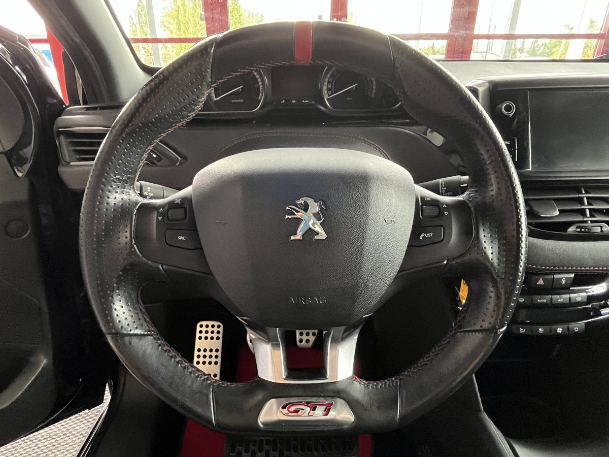 PEUGEOT 208 GTI BPS 1,6 208 GPS CAMERA APPLE CARPLAY HIFI JBL REGULATEUR LIMITEUR PARK PILOT FEUX HALOGENE JANTES 18  EXCELLENT ETAT