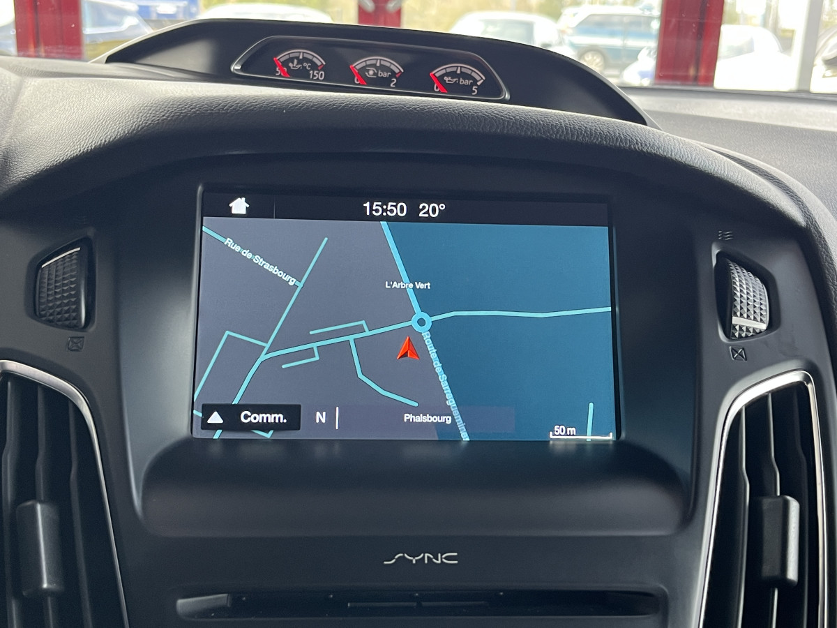 FORD FOCUS ST 2,0 250 PACK PERFORMANCE GPS CAMERA PACK HIVER RECARO KEYLESS BI-XENON APPLE CARPLAY  HIFI SONY BLUETOOTH JANTES 19  EXCELLENT ETAT