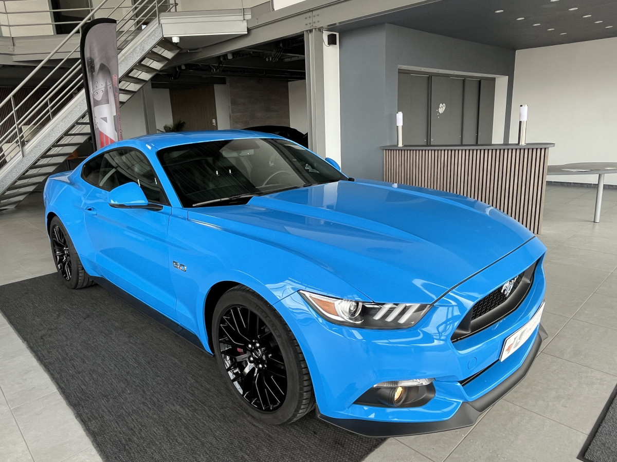 FORD MUSTANG FASTBACK 5,0 V8 421 GT GPS CAMERA REGULATEUR LIMITEUR KEYLESS ECHAPPEMENT A CLAPET HIFI SOUND   PARK PILOT APPLE CARPLAY FEUX BI-XENON JANTES 19 EXCELLENT ETAT