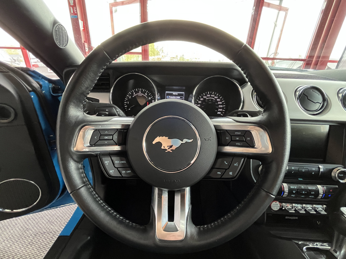 FORD MUSTANG FASTBACK 5,0 V8 421 GT GPS CAMERA REGULATEUR LIMITEUR KEYLESS ECHAPPEMENT A CLAPET HIFI SOUND   PARK PILOT APPLE CARPLAY FEUX BI-XENON JANTES 19 EXCELLENT ETAT