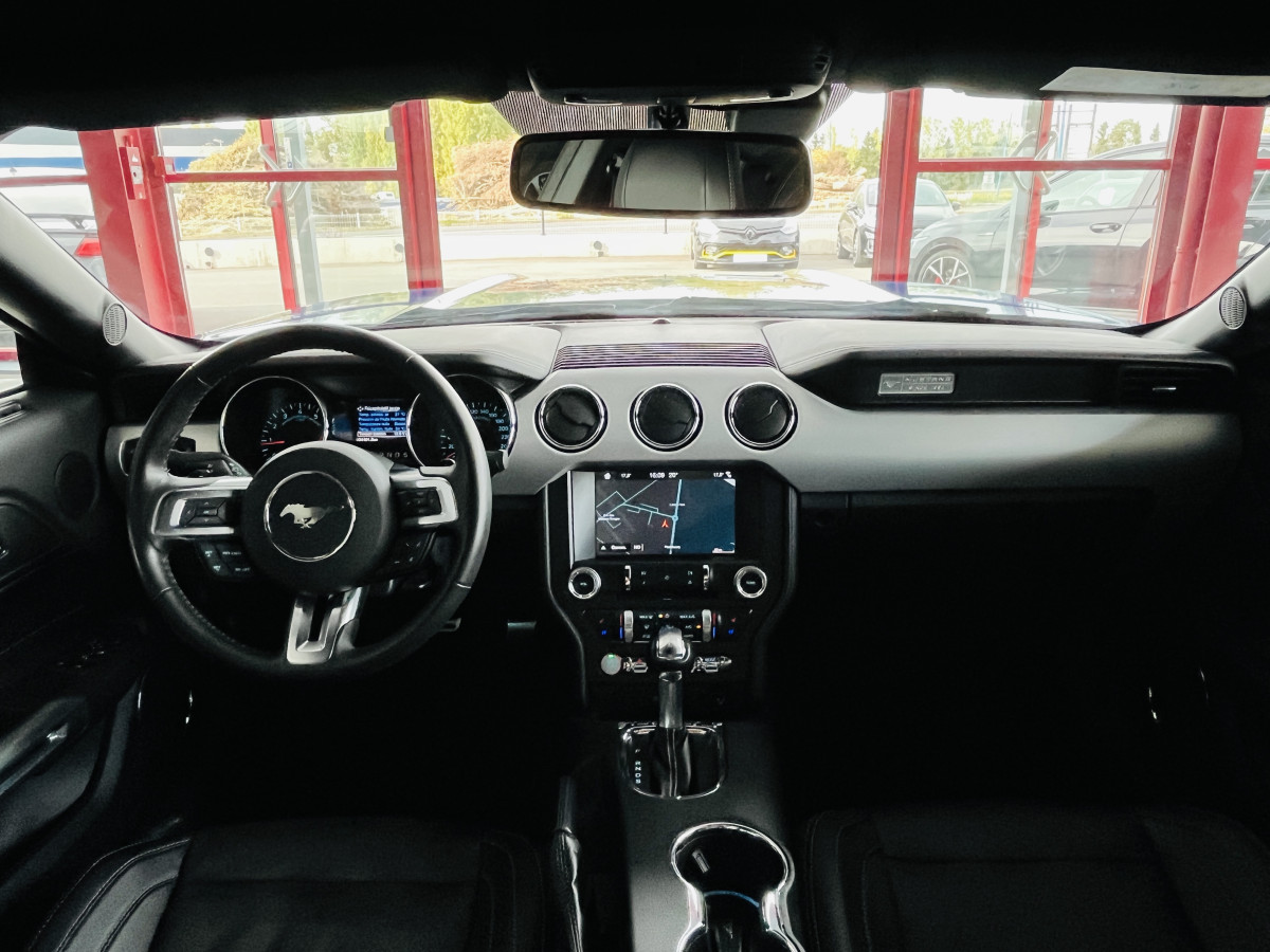 FORD MUSTANG FASTBACK 5,0 V8 421 GT GPS CAMERA REGULATEUR LIMITEUR KEYLESS ECHAPPEMENT A CLAPET HIFI SOUND   PARK PILOT APPLE CARPLAY FEUX BI-XENON JANTES 19 EXCELLENT ETAT