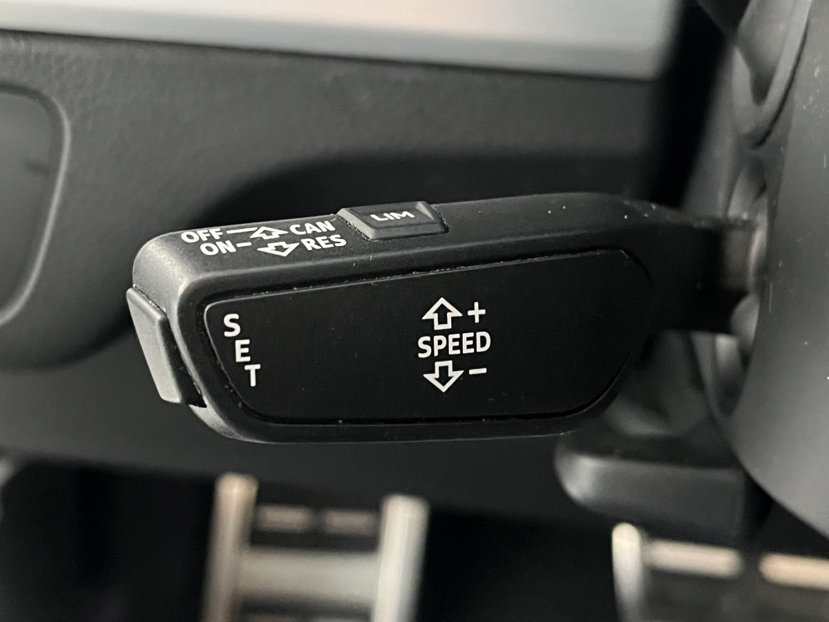 AUDI Q5 S-LINE 2,0 TDI 190 QUATTRO  S-TRONIC 7 TOIT PANORAMIQUE OUVRANT GPS CAMERA APPLE CARPLAY KEYLESS REGULATEUR LIMITEUR FEUX LED PARK PILOT JANTES ROTOR 19