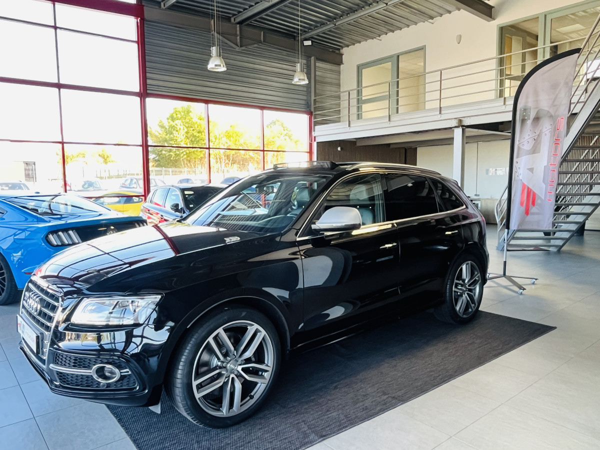 AUDI SQ5 3,0  TDI V6 313 BVA8 QUATTRO ATTELAGE  TOIT PANORAMIQUE OUVRANT  GPS CAMERA HIFI B&O KEYLESS REGULATEUR ADAPTATIF FULL CUIR  BI-XENON  PARK PILOT  PACK CARBON DRIVE SELECT JANTE 21  EXCELLENT ETAT